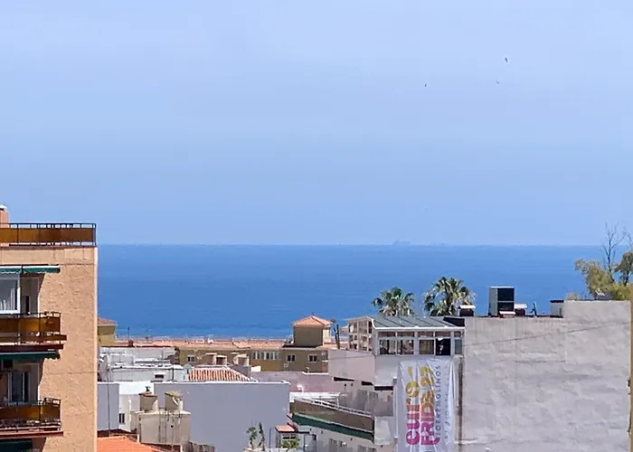 Elegant With Pool And Seaview *