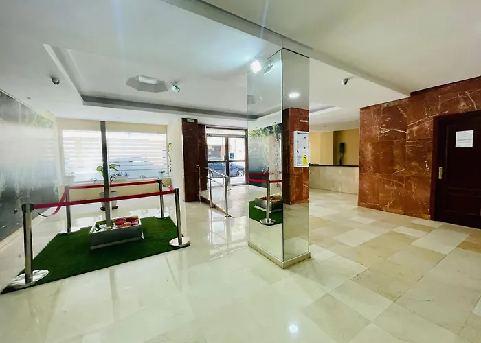 Elegant With Pool And Seaview Torremolinos